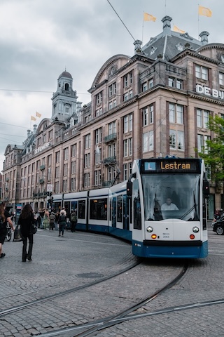 Tram amsterdam Photo by Jamie Haughton on Unsplash